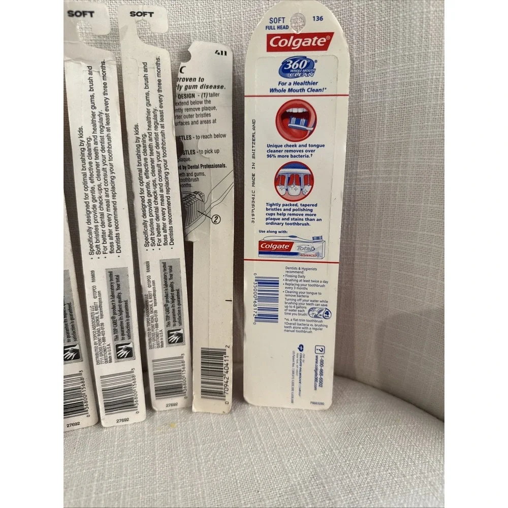 8 - Colgate Wave, Extra Clean, 360 Clean, Topcare Toothbrush Sealed VINTAGE 90's